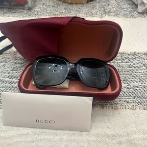 Gucci Black Sunglasses